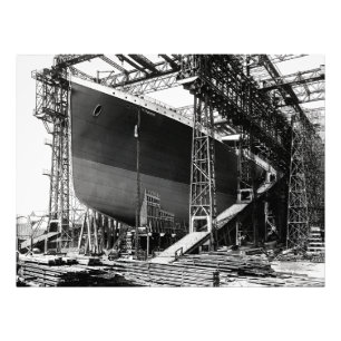 Foto RMS TITANIC Incorporado en Drydock - Belfast 1911