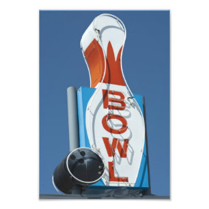 Foto Rótulo de neón de los bolos