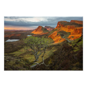 Foto Salida del sol en las montañas de Quiraing en