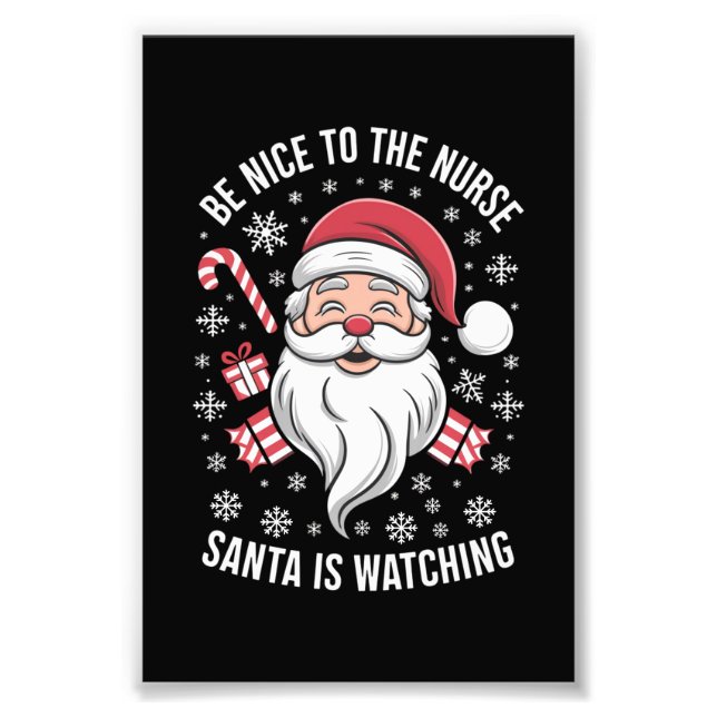 Foto Sé Amable Con La Enfermera Santa Está Observando N (Frente)