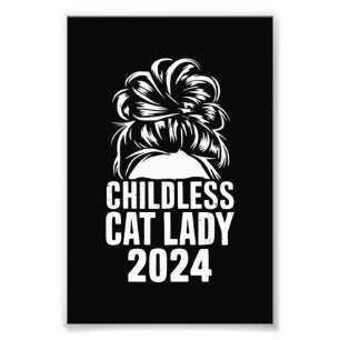 Foto Señora Gata Sin Hijos 2024 Moño Desordenado Bander