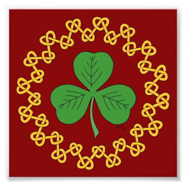 Foto Shamrock y Knotwork en rojo (Frente)