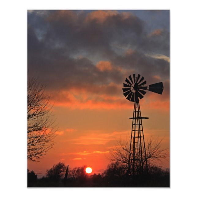 Foto Silhouette Windmill Kansas Sunset con nubes (Frente)