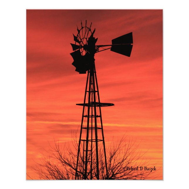 Foto Silhouette Windmill Kansas Sunset con nubes (Frente)