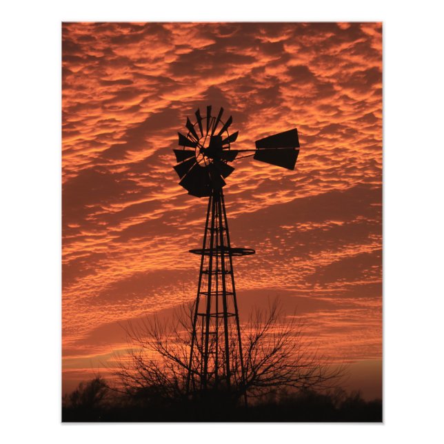 Foto Silhouette Windmill Kansas Sunset con nubes Phot