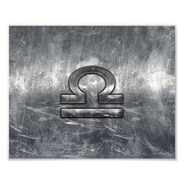 Foto Símbolo libra zodiaco en acero granulado plateado (Frente)