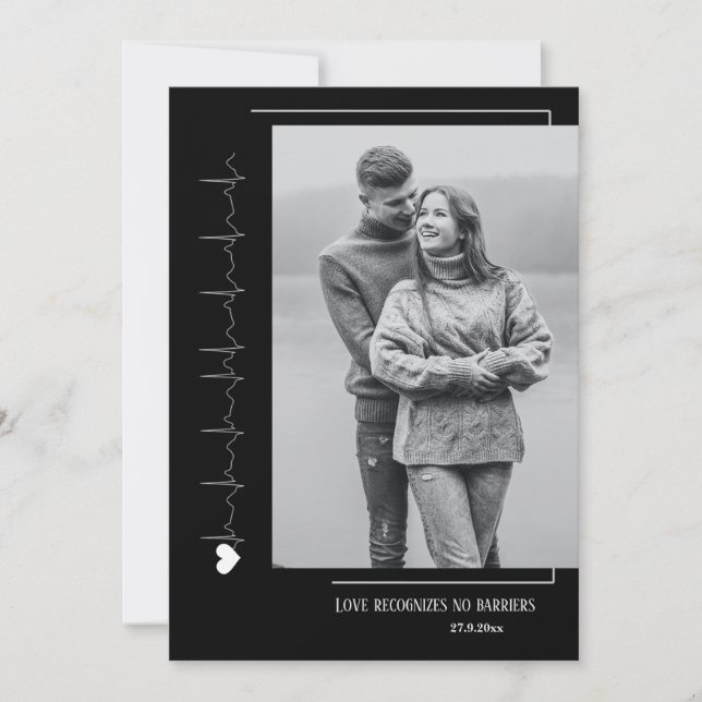 Foto simple de pareja con tarjeta de vacaciones (Anverso)