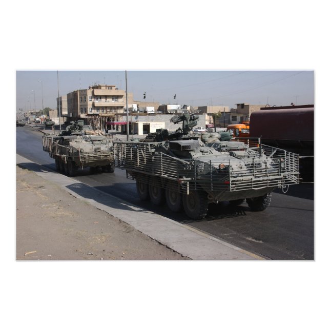 Foto soldados patrullando (Frente)