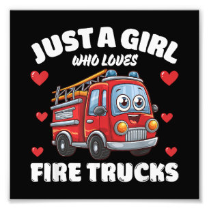 Foto Solo un Chica que ama los camiones de bomberos, el
