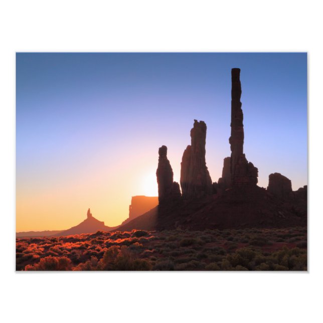 Foto Sunrise en el Valle del Monumento, Arizona (Frente)