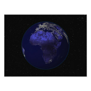Foto Tierra llena en la noche mostrando a África y Euro