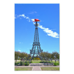 Foto Torre Eiffel con sombrero rojo de vaquero, París,