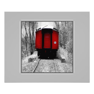 Foto Tren de ferrocarril del patrimonio negro y rojo