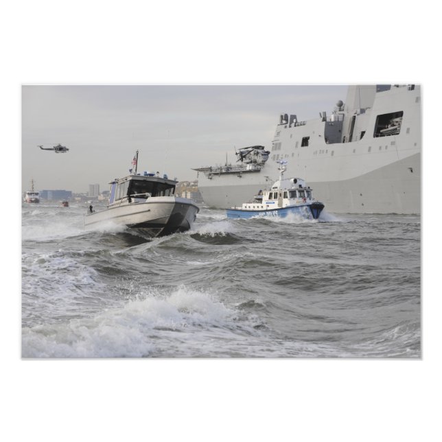 Foto Tripulaciones de la guardia costera y del departam (Frente)