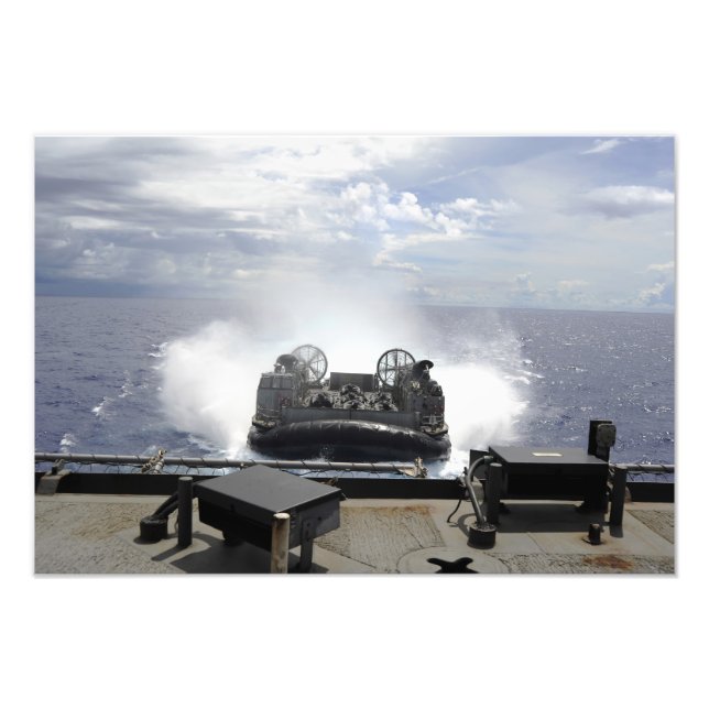 Foto Un cojín aéreo de la nave de aterrizaje (Frente)