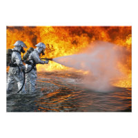Un equipo de rescate de bomberos