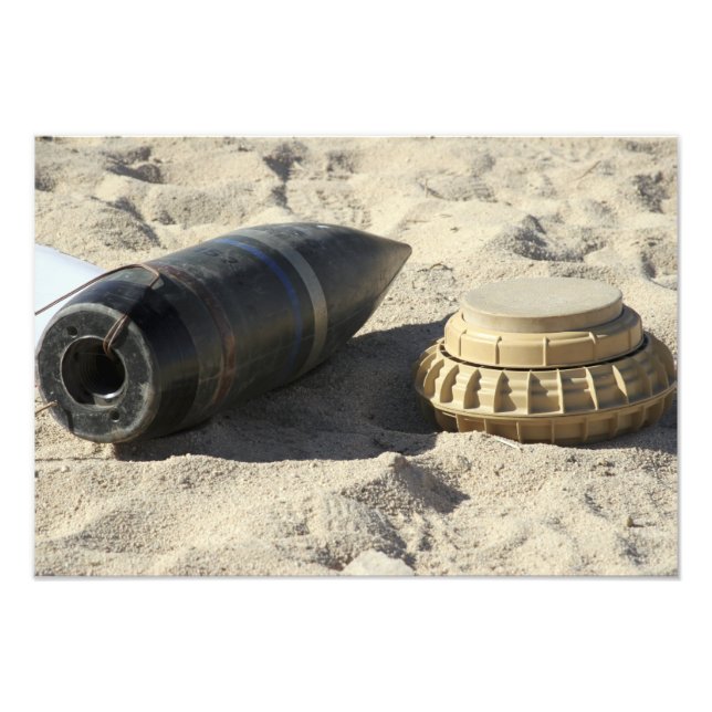 Foto Una exhibición estática de una concha de artefacto (Frente)