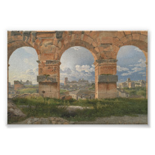 Foto Una vista a través de tres arcos del Coliseo