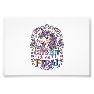 Foto Unicornio Lindo pero Ligeramente Feral Fondo Blanc