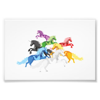 Foto Unicornios salvajes de colores ilustracion