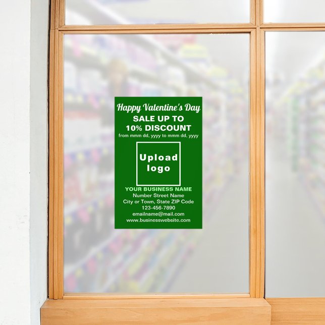 Foto Venta de Business Valentine en Libro Verde (Business Valentine sale on green photo paper on store window. Signage to attract more customers.)