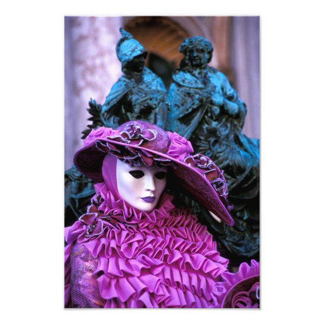 Foto Vestimenta violeta en el Carnaval de Venecia (Frente)