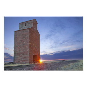 Foto Viejo granero en Collins Montana al amanecer