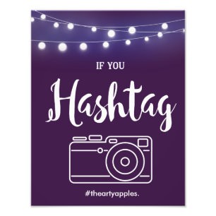 Foto Violeta con la muestra de Hashtag de las luces
