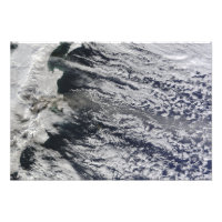 Vista satelital de una columna de cenizas