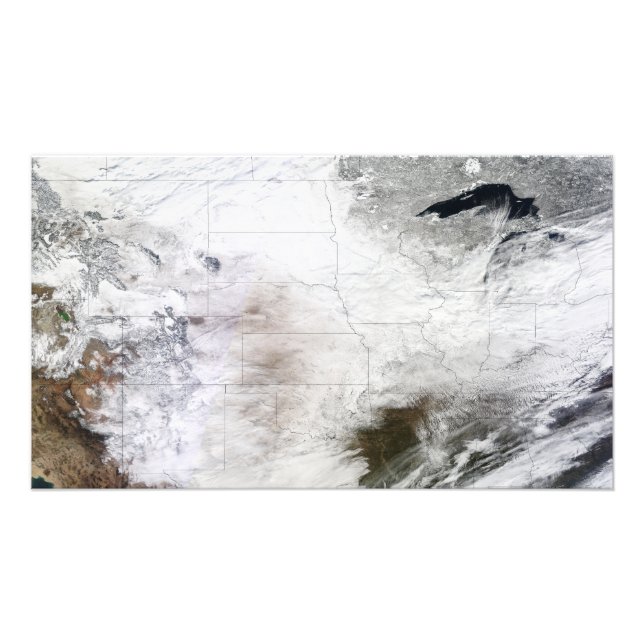 Foto Vista satelital de una enorme tormenta de invierno (Frente)