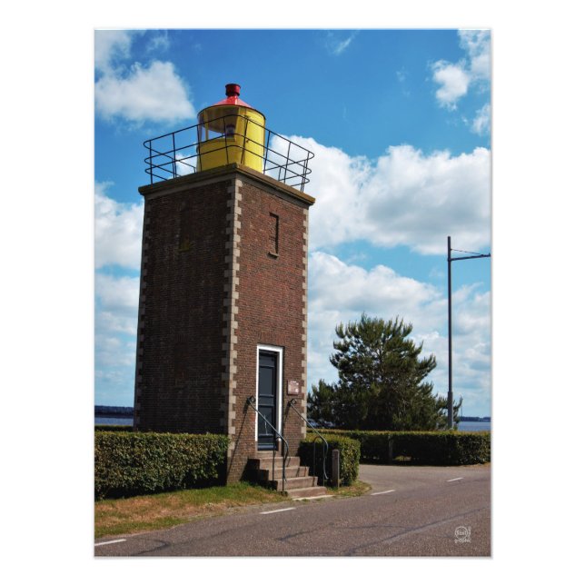 Foto Vuurtoren voor scheepvaart in Willemstad Nederland (Frente)