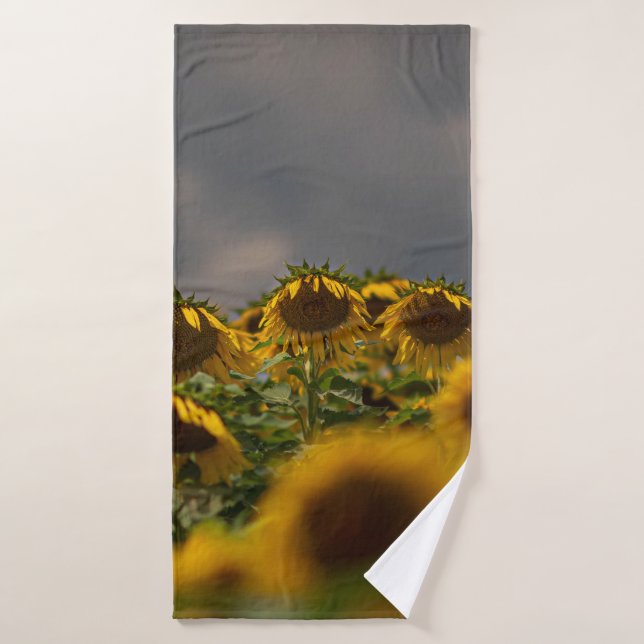 FOTOGRAFÍA DE ENFOQUE SELECTIVA DE LAS FLORES AMAR (Toalla de baño)