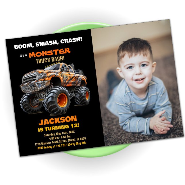 Fotografía de invitaciones a cumpleaños del Camión (Dark Monster Truck Birthday Invitations photo)