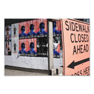 Fotografía de la calle urbana cerrada de Nueva Yor