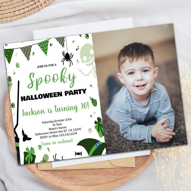 Fotografía del Balón Verde Invitaciones de cumplea (Photo Green Ballon Halloween Birthday Invitations)