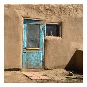 Fotografía en Pueblo Taos de la puerta turquesa