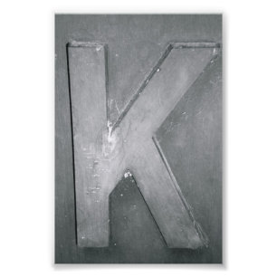 Fotografía K1 4x6 blanco y negro de la letra del