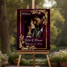 Fotografía y marco de oro elegante en púrpura real