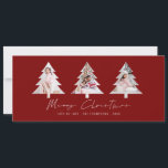 Fotos de 3 formas de árbol Borgoña Feliz Navidad<br><div class="desc">Fotos minimalistas de 3 árboles en forma de Borgoña Feliz Navidad. Disponible digitalmente e impreso. Feliz Navidad está en un elegante guión. Reemplace fácilmente las tres imágenes de ejemplo con las suyas y personalícelas con sus nombres en la parte delantera.</div>