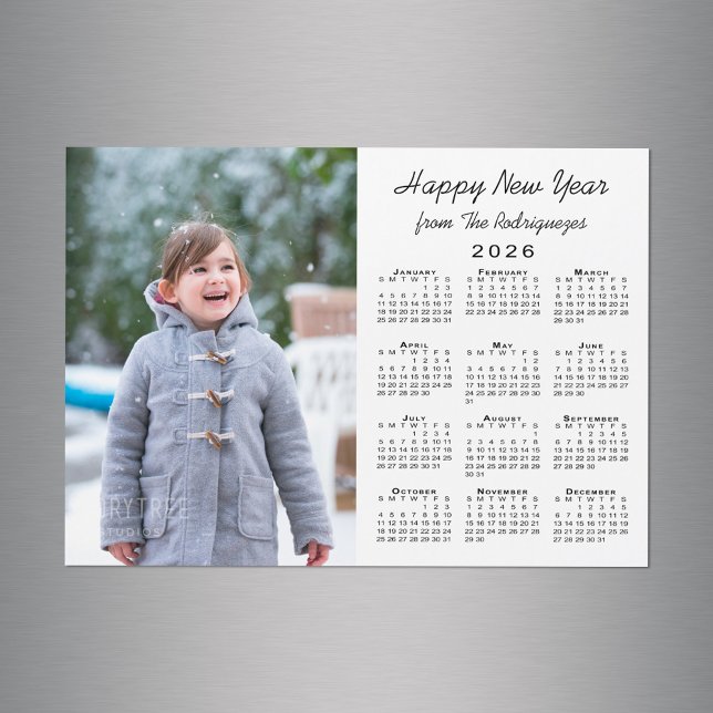 Fotos del Personalizado del calendario 2026 Feliz  (2026 Calendar Custom Photo Happy New Year Magnet in situ)