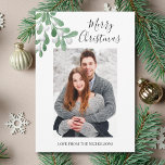 Fotos románticas de Feliz Navidad<br><div class="desc">Esta carta de Navidades sencilla está decorada con hojas de mistletoe y bayas de color acuático. Personalizable fácil con tu nombre y foto. Acuarela original © Michele Davies.</div>