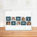 Fotos y regalos de papi verde de los padres de la<br><div class="desc">Una moderna foto de los padres de un collage es un regalo personalizado que combina múltiples fotos de un padre o una figura del padre de una manera creativa y elegante. Implica seleccionar varias imágenes significativas y organizarlas en un formato de collage, a menudo con diseños superpuestos o similares a...</div>