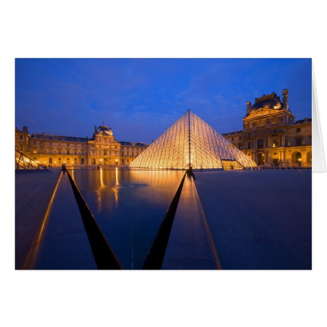 Francia, París. El museo del Louvre en el crepúscu (Anverso (Horizontal))