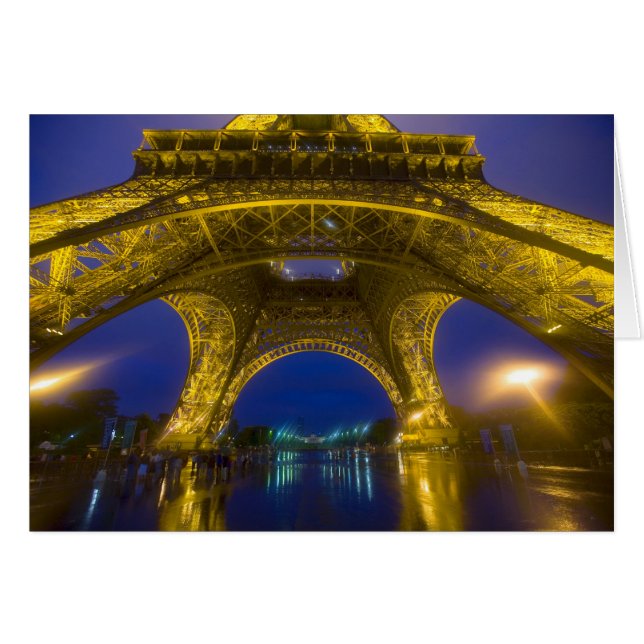 Francia, París. Torre Eiffel iluminada en (Anverso (Horizontal))