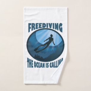 Freediving - El océano llama buceador submarino