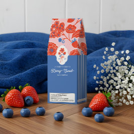 Fresas dulces y dulces, arándanos y flores