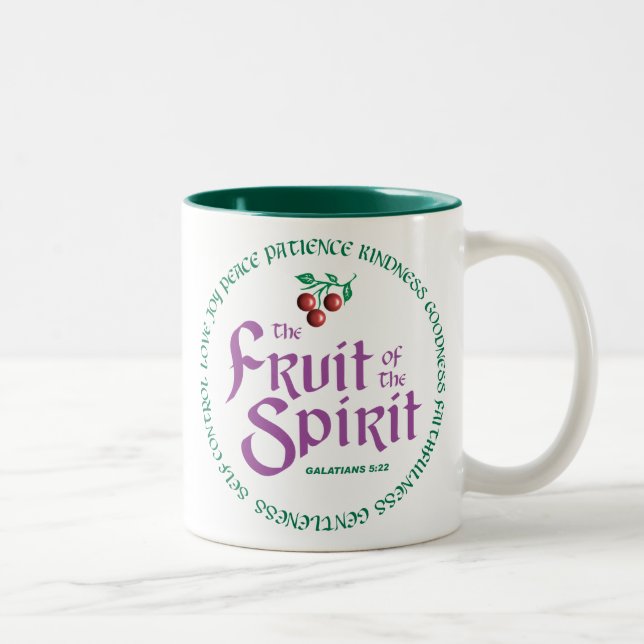 Fruta de la taza del alcohol (Derecha)