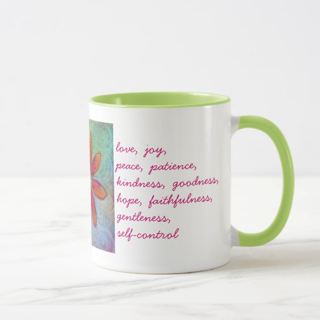 Fruta de la taza del alcohol (Derecha)