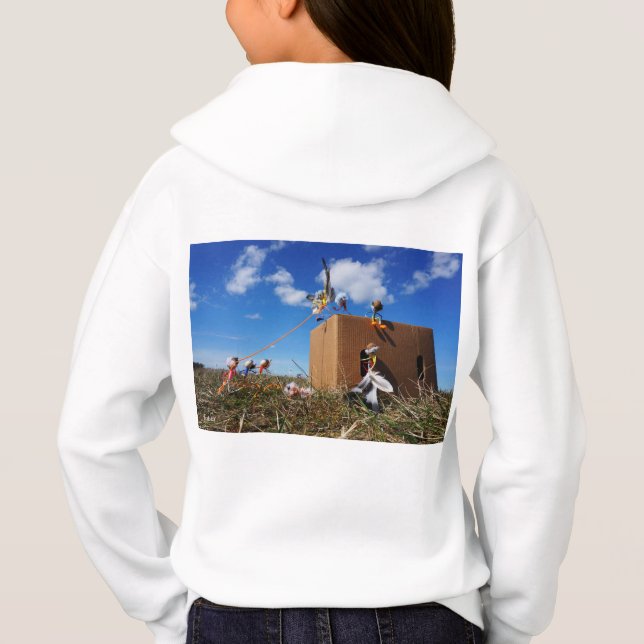 Fubby's die spelen met veren en vliegen. (Reverso)