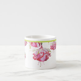 Fuchsias exóticas de una taza de espresso